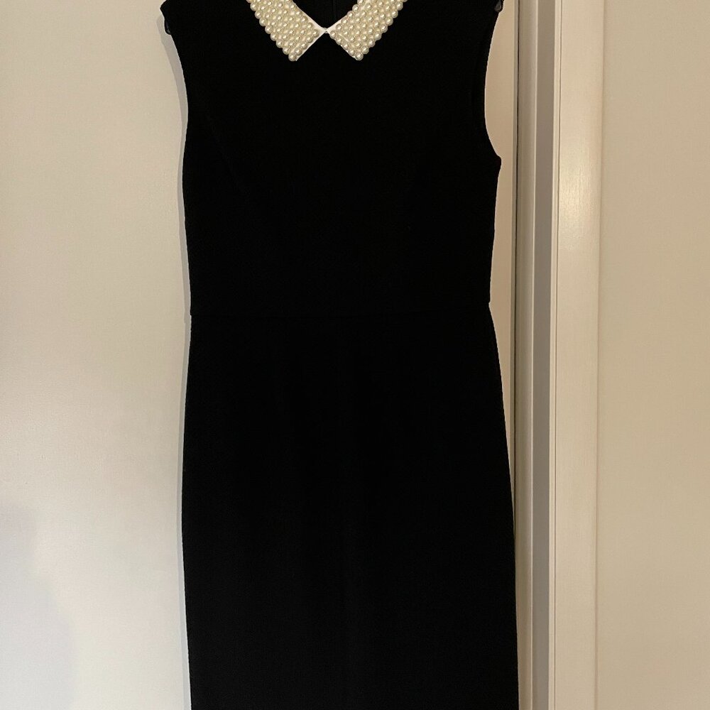 Betsy Johnson Textured Black Sheath with Faux Pearl Collar Size 10